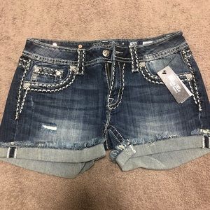 NWT Miss Me shorts size 29